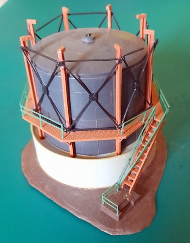 Gasometer hoch - 9,
